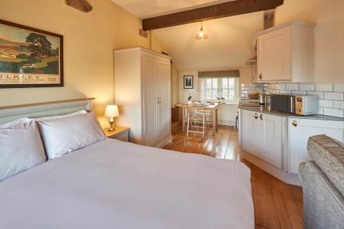Host & Stay - Silver Well Cottage