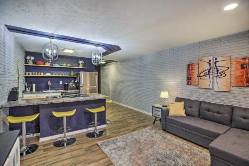 Modern Louisville Condo about 8 Mi from Downtown!