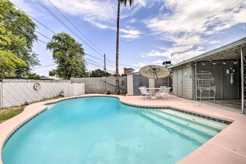 Phoenix Desert Getaway with Pool and Gas Grill!