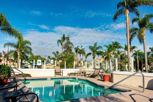 Best Western Plus Suites Hotel Coronado Island