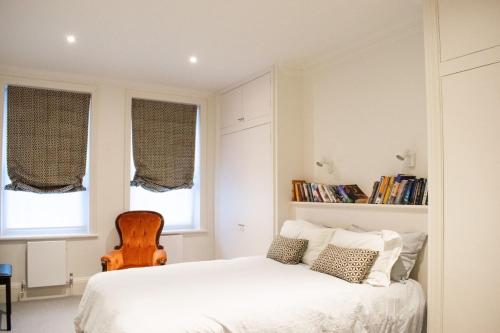 Beautiful 2 Bedroom Flat in Holland Park Kensington