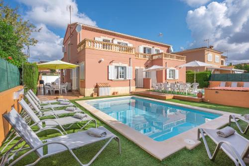Blue Summer and Lovely Villas