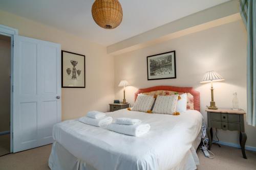 GuestReady - Bright airy and lovely flat overlooking Chelsea