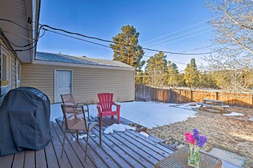 Quaint Leadville Home with Grill Walk to Dtwn!