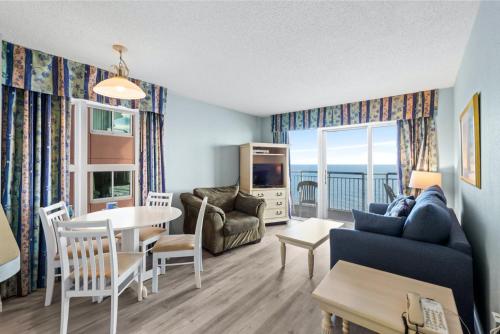 Baywatch Resort 1632 - Budget friendly 2 bedroom unit overlooking the ocean