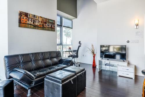 1BR Furnished Apartment in Hollywood - Walk of Fame apts