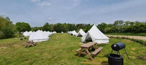 Personal Pitch Tent 6 Persons Glamping 42