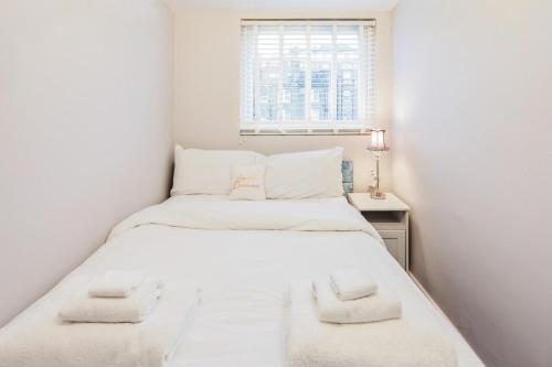 Modern 2 Bedroom Apartment in West Kensington