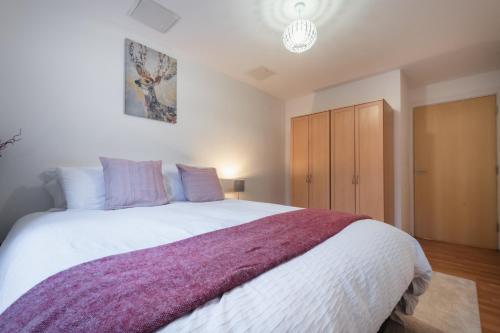 Lovely - 1 Bed Serviced Apartment