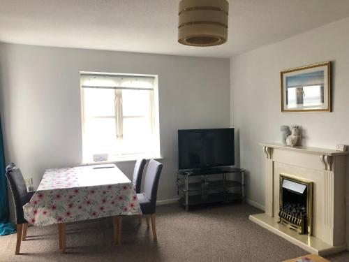 Thames View & free parking - perfect long stay