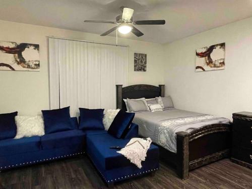 Cozy Uptown Studio near American Airlines Center