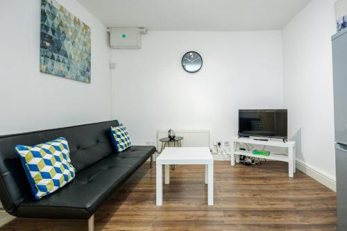 Charming 1-Bed Apartment in London Lewisham