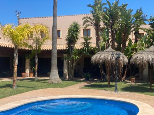 Villa Levante, luxury for 12.