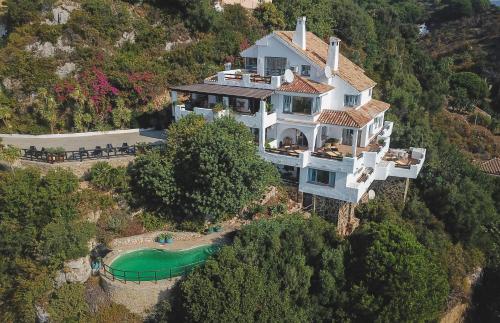 The Urban Villa