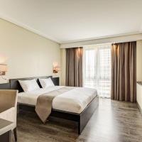 Астро Плаза, отель в Видном