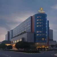 The Leela Ambience Gurugram Hotel & Residences, hotel in Gurgaon