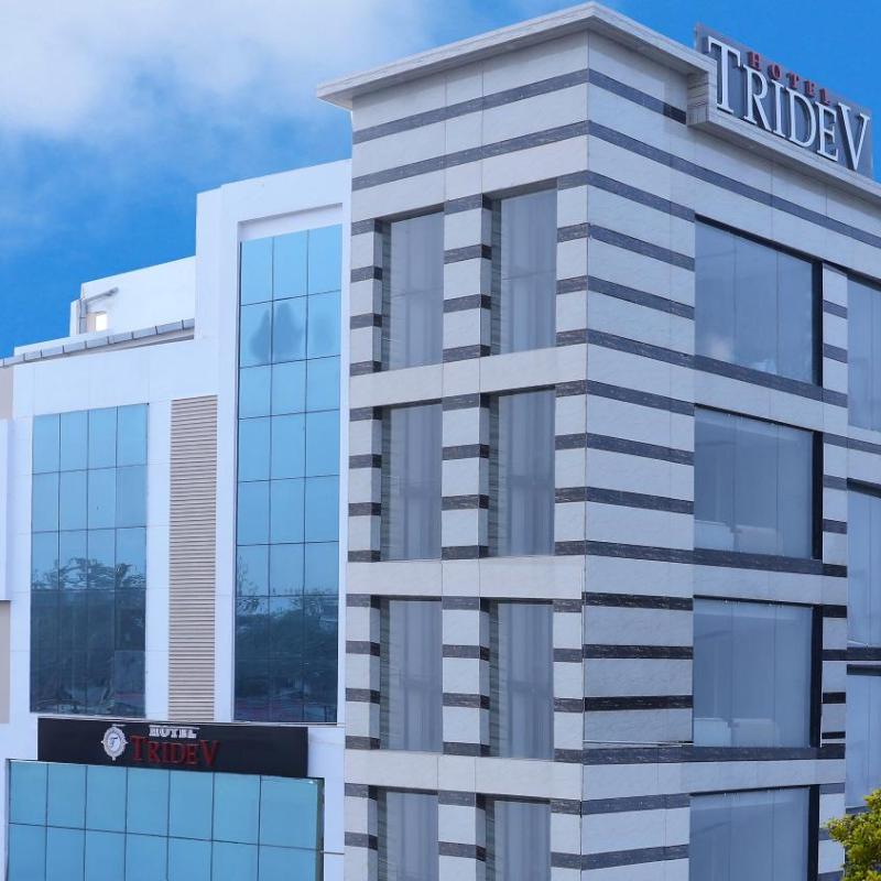 Hotel Tridev