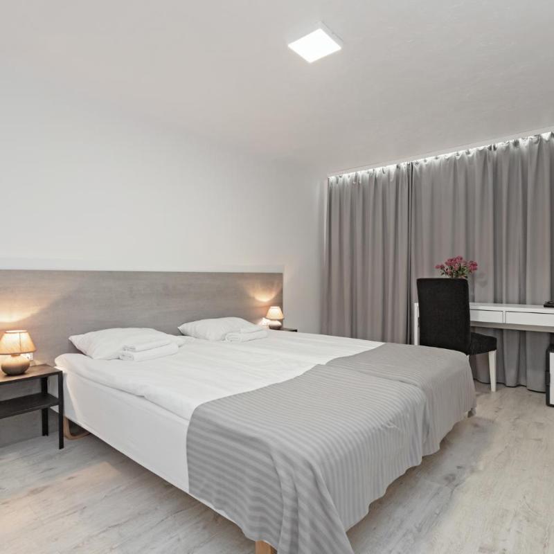 HappyInn Rooms