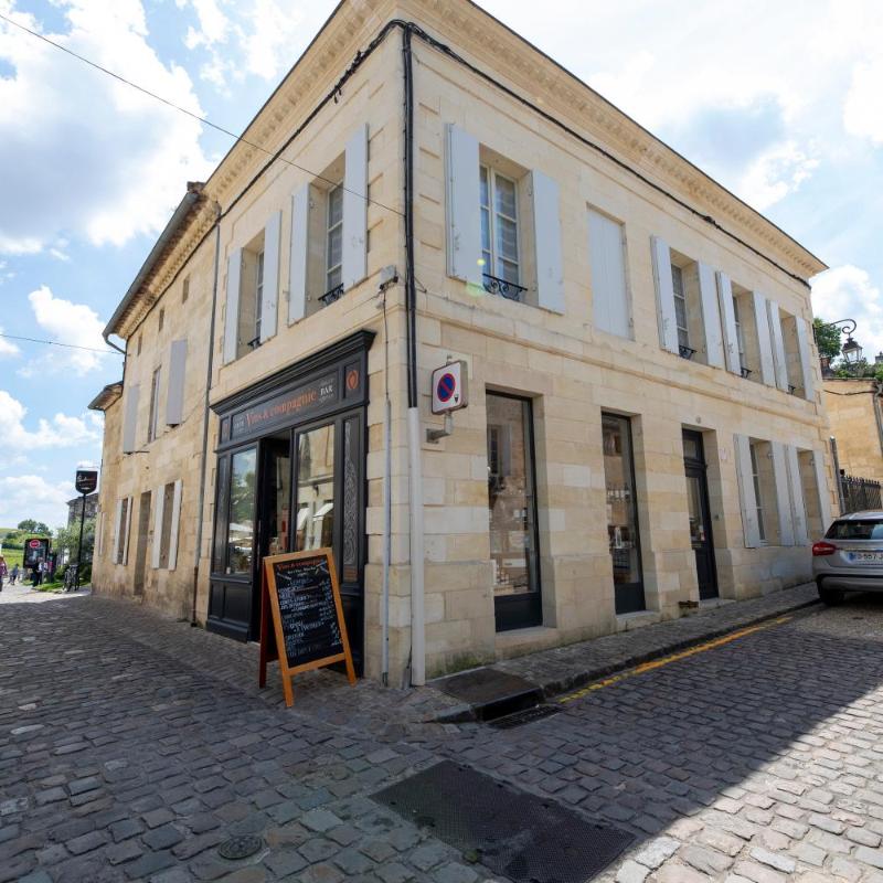 Le 25