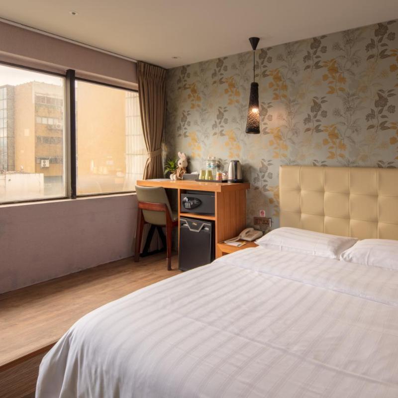 Urtrip Hotel