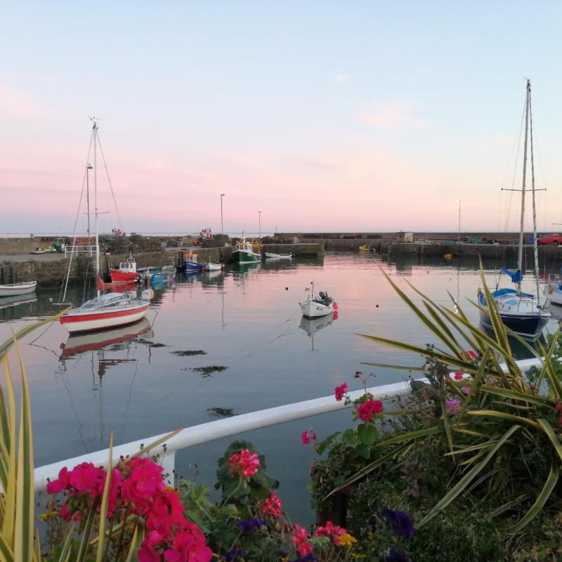 Sma Harbour Hoose