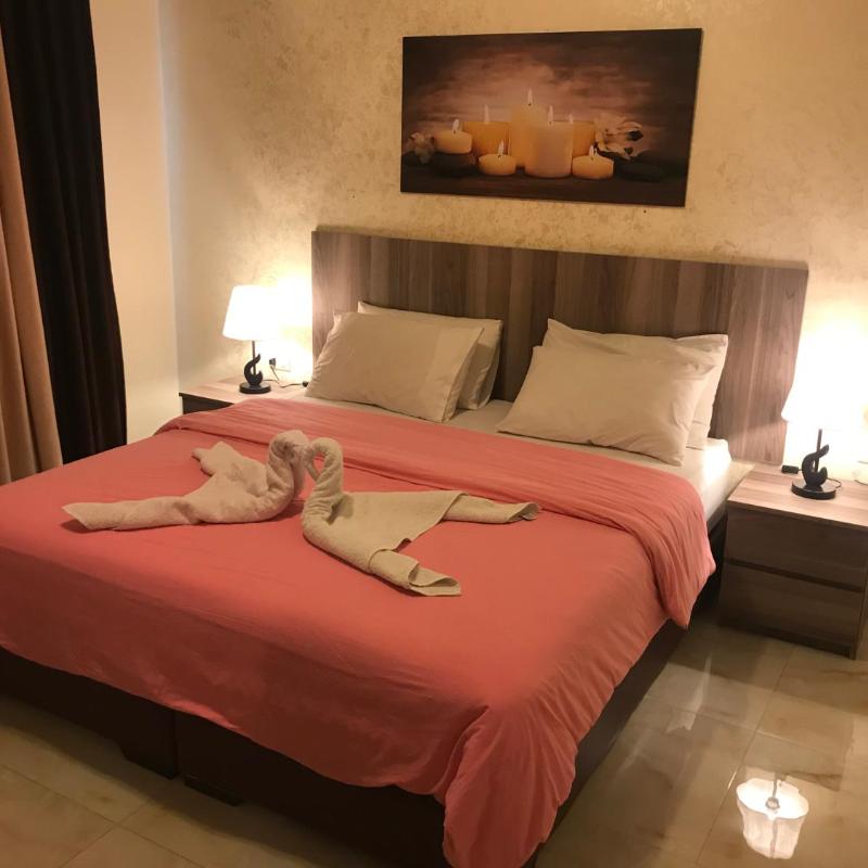 Suzan Studios & Apartments