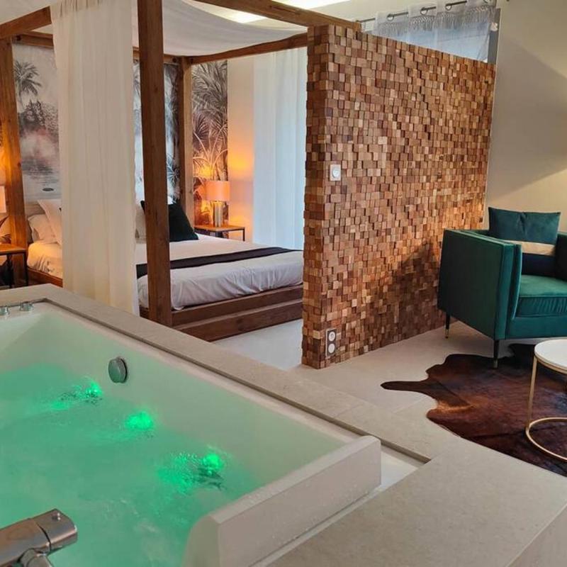Suites JM - Le temps d'une Escale (Jacuzzi & Vue Mer)