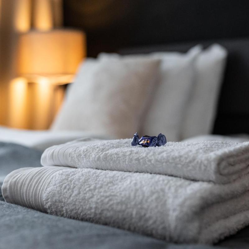 Arctic City Suite