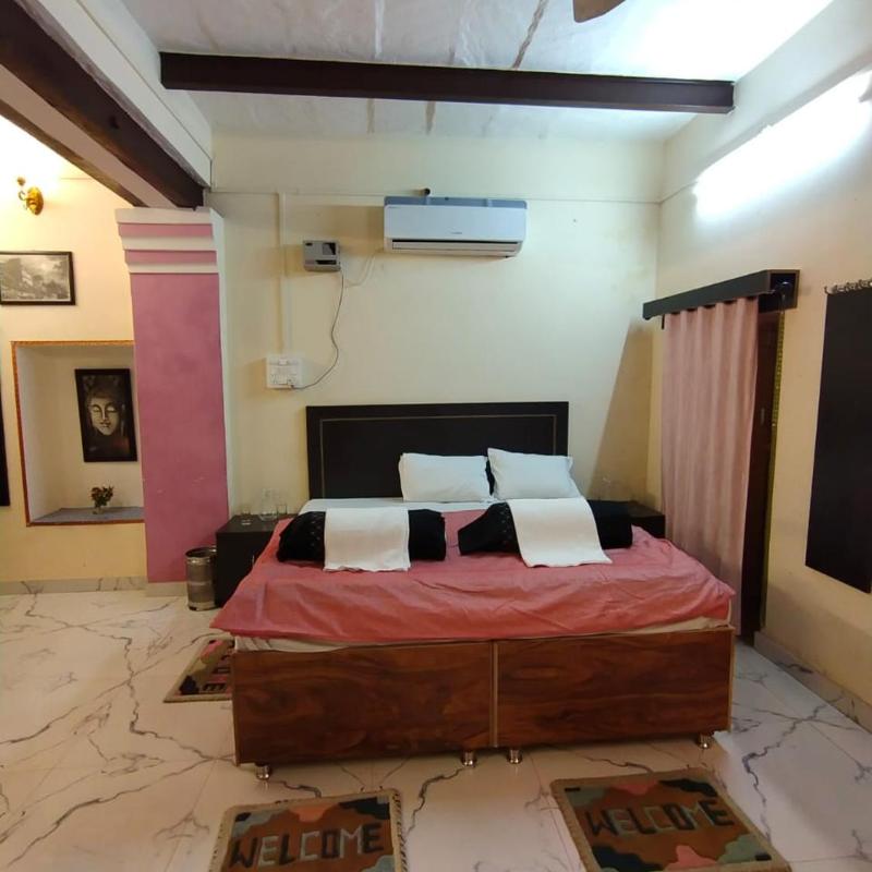 Bed & Breakfast Suraj Inn