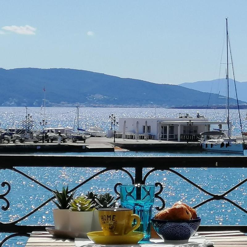 Aegina Port Apt 3