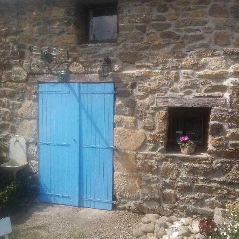 La rose trémières 400 m de la mer
