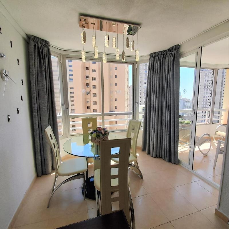 Apartment Glamour Alhambra Rincon de Loix Benidorm-sea view-free parking, Wi-Fi, pool, new air conditioning