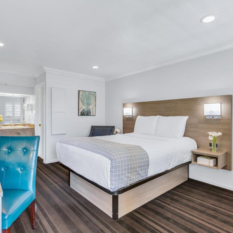 Napa Valley Hotel & Suites