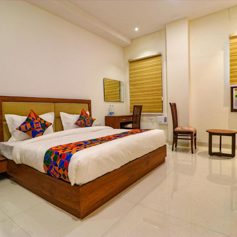 FabHotel Prime Parisar Near Amritsar Railway Station