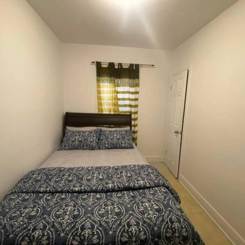 Lovely 3 bedroom unit near Downtown Montreal