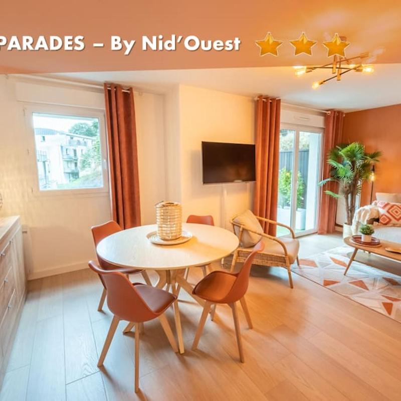 Le Parades by Nid'Ouest
