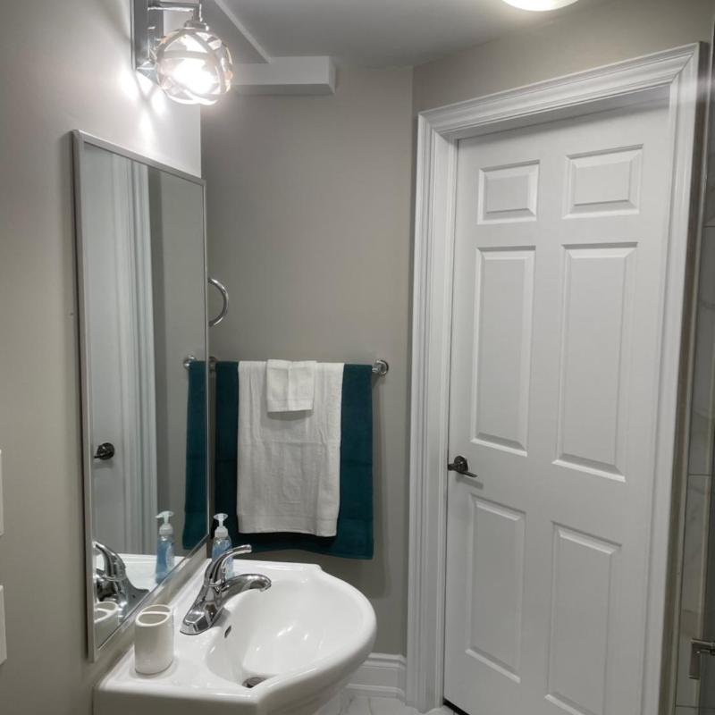 Stunning & cozy freshly renovated 2 bedroom basement unit
