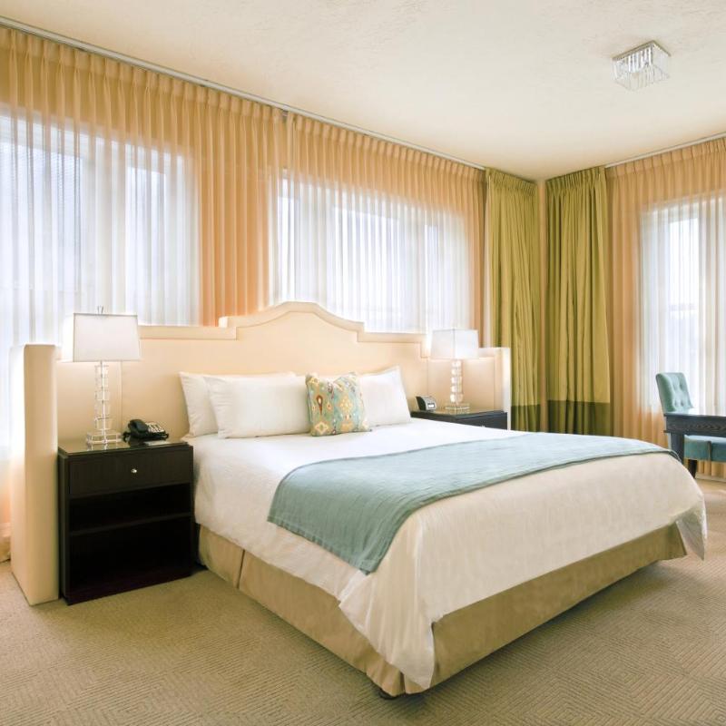 Hotel DeLuxe, a Provenance Hotel